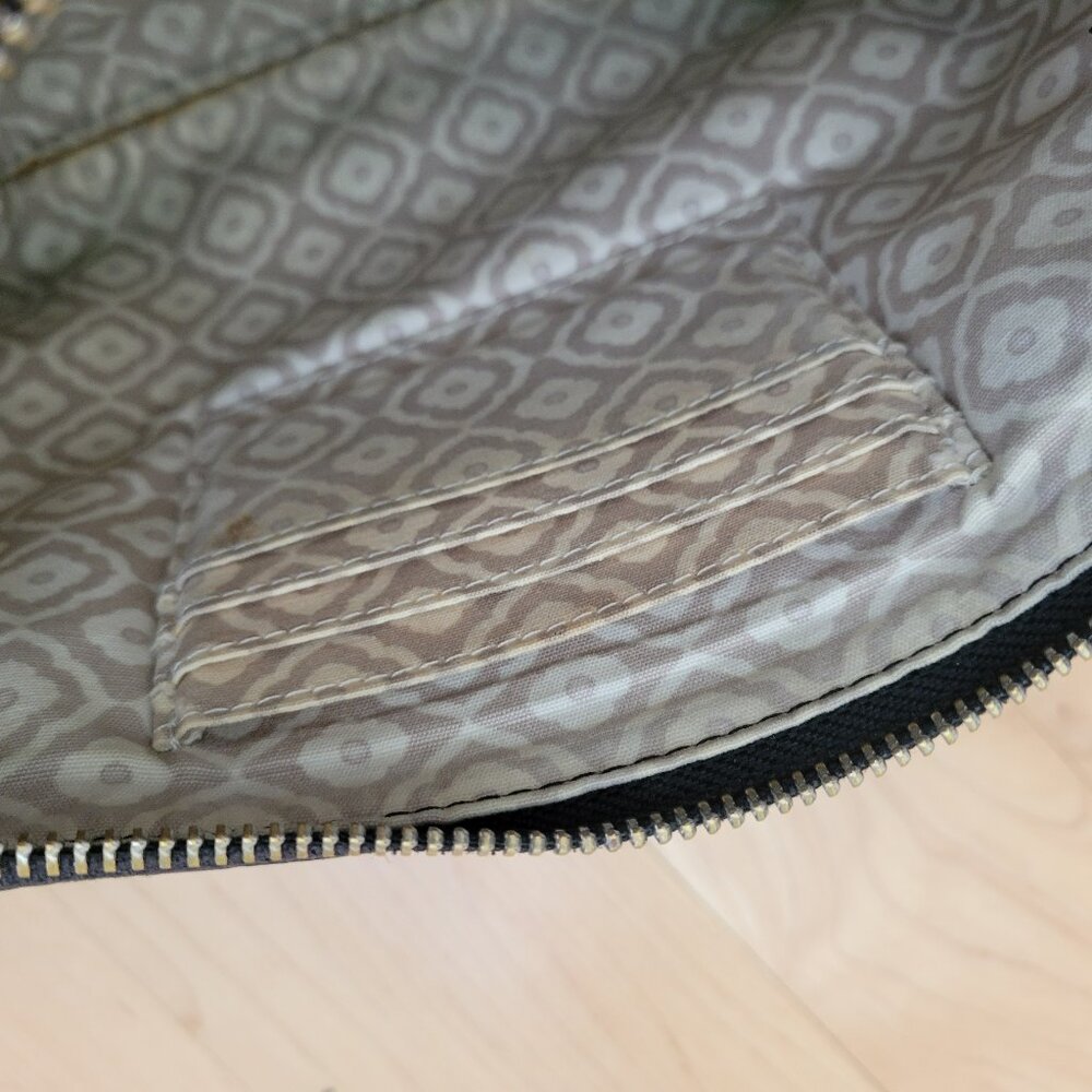 Brighton Pretty Tough Black Leather Crossbody Purse - Picture 10 of 10